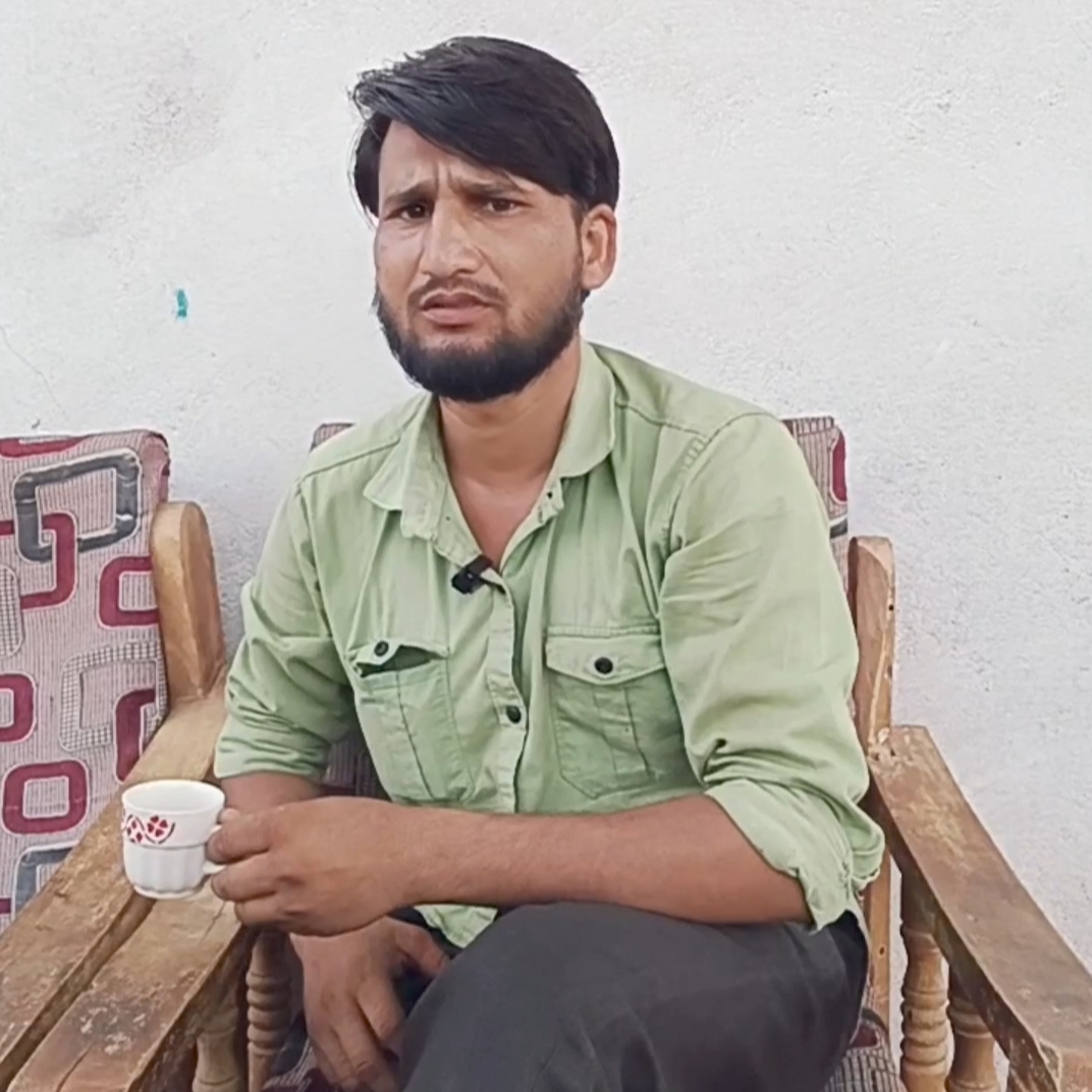 Arif Khan 