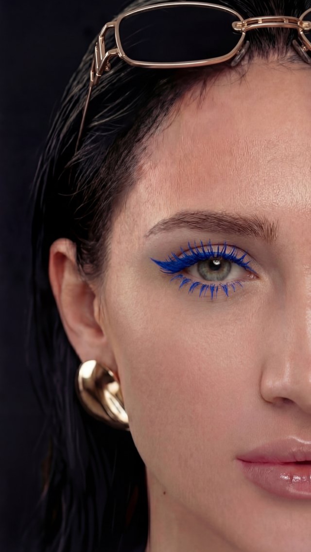 End frame for Kling v2.1 Pro video