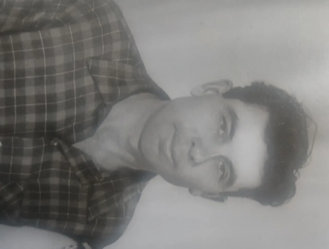 Pipeline node image upload