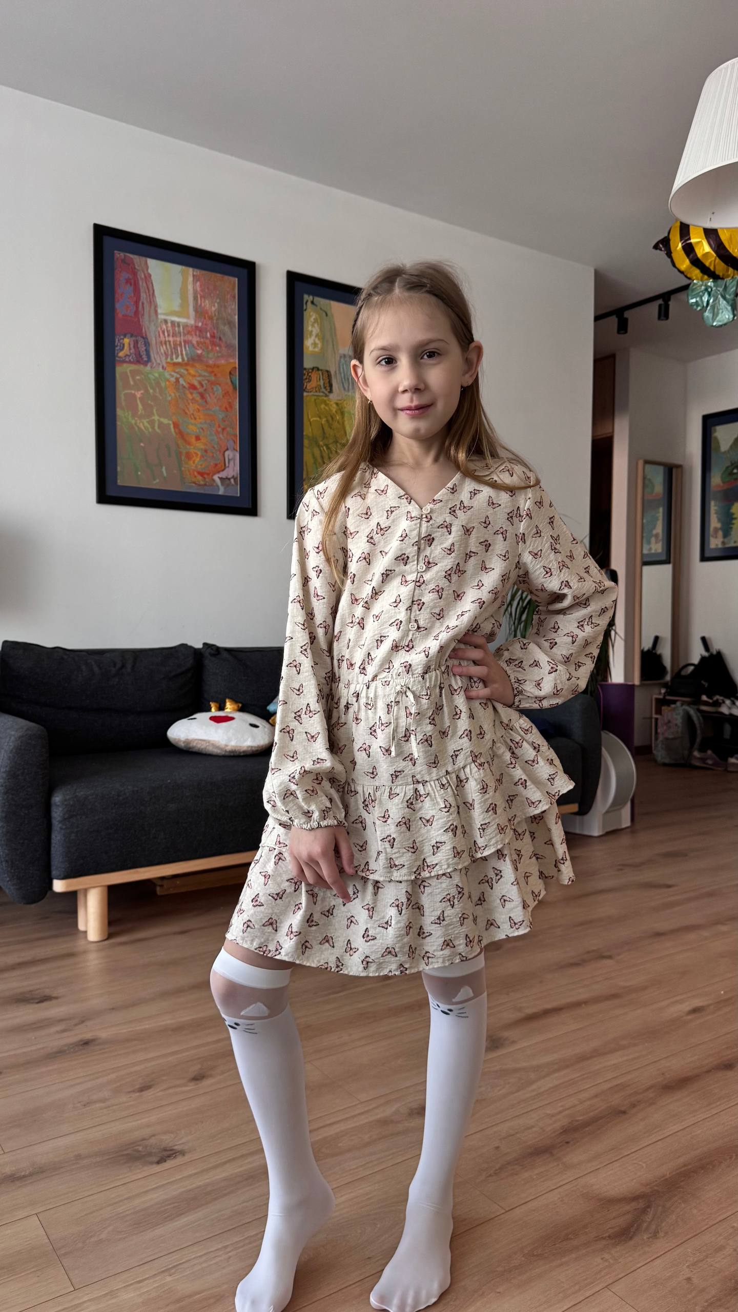 Mama Chicken — child photo for stylization