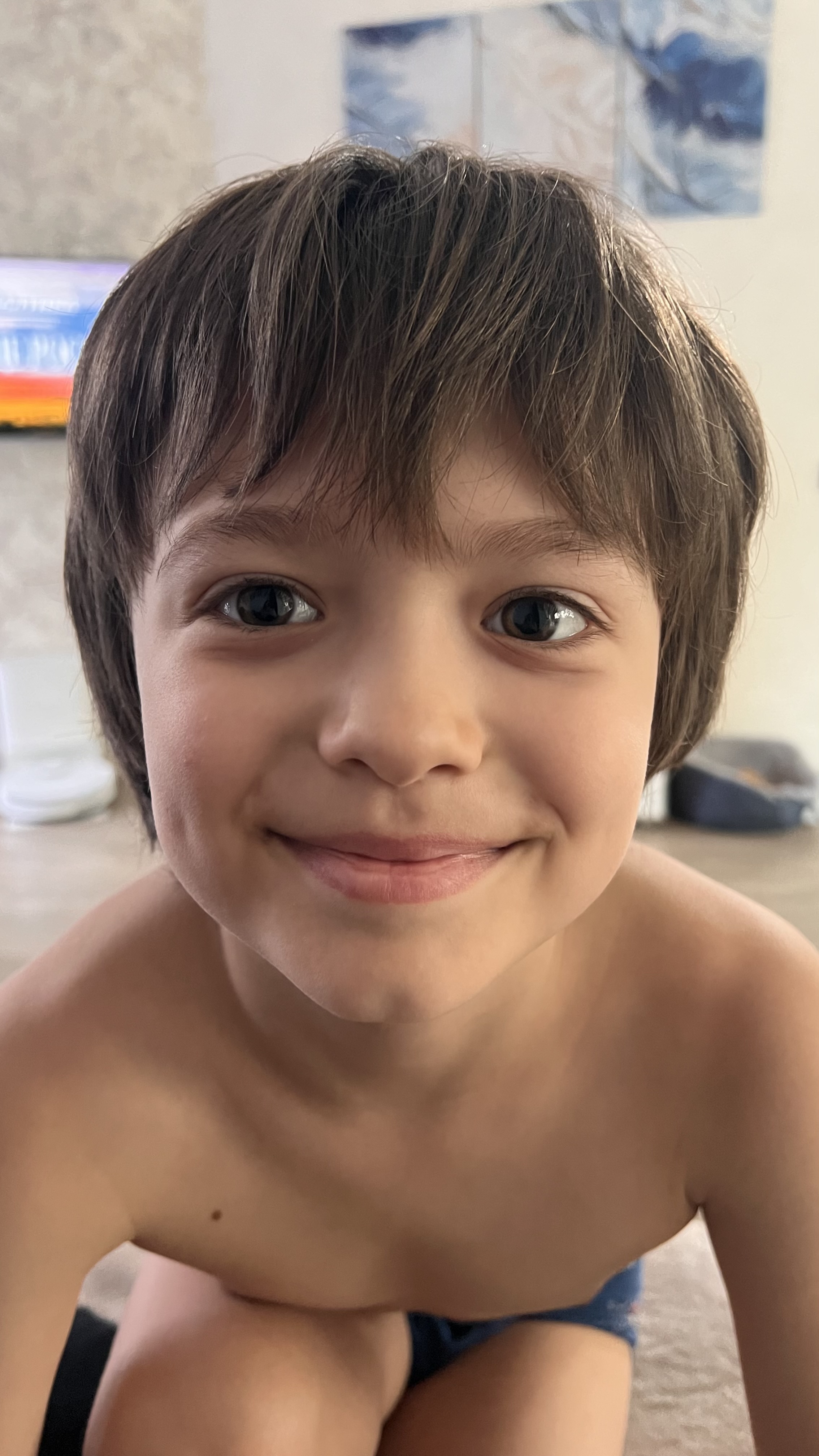 Mama Chicken — child photo for stylization