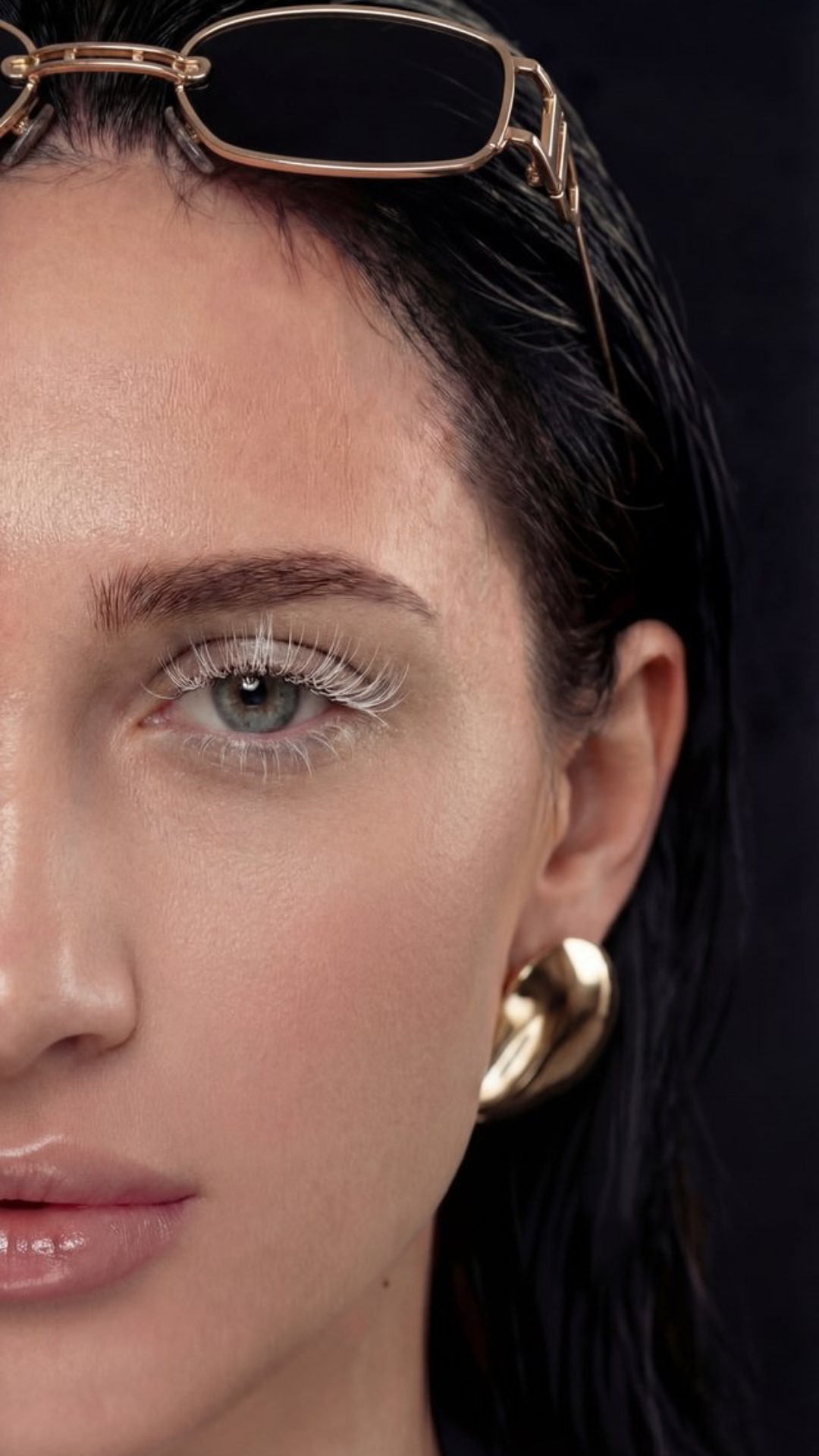 End frame for Kling v2.1 Pro video