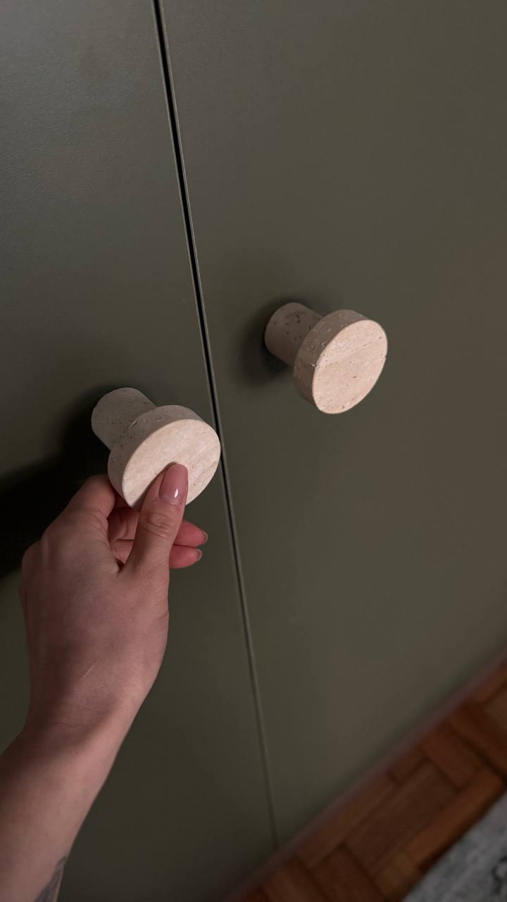 Reference image 1