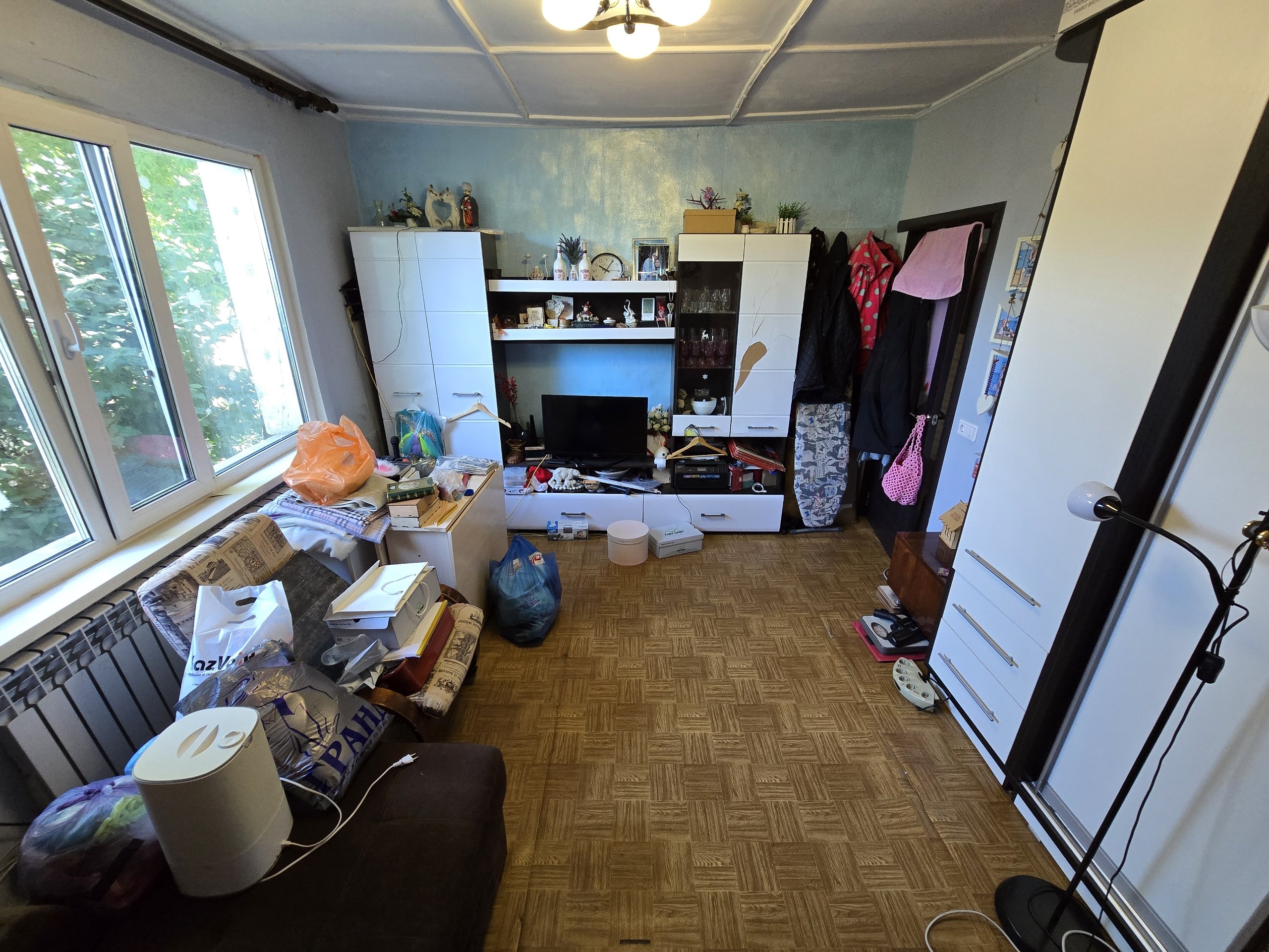 Reference image 1
