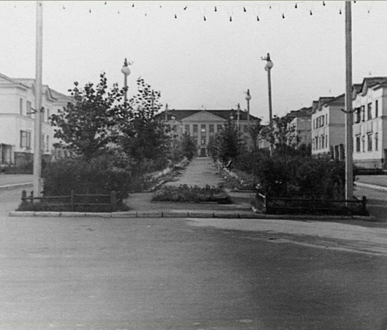 Reference image 1