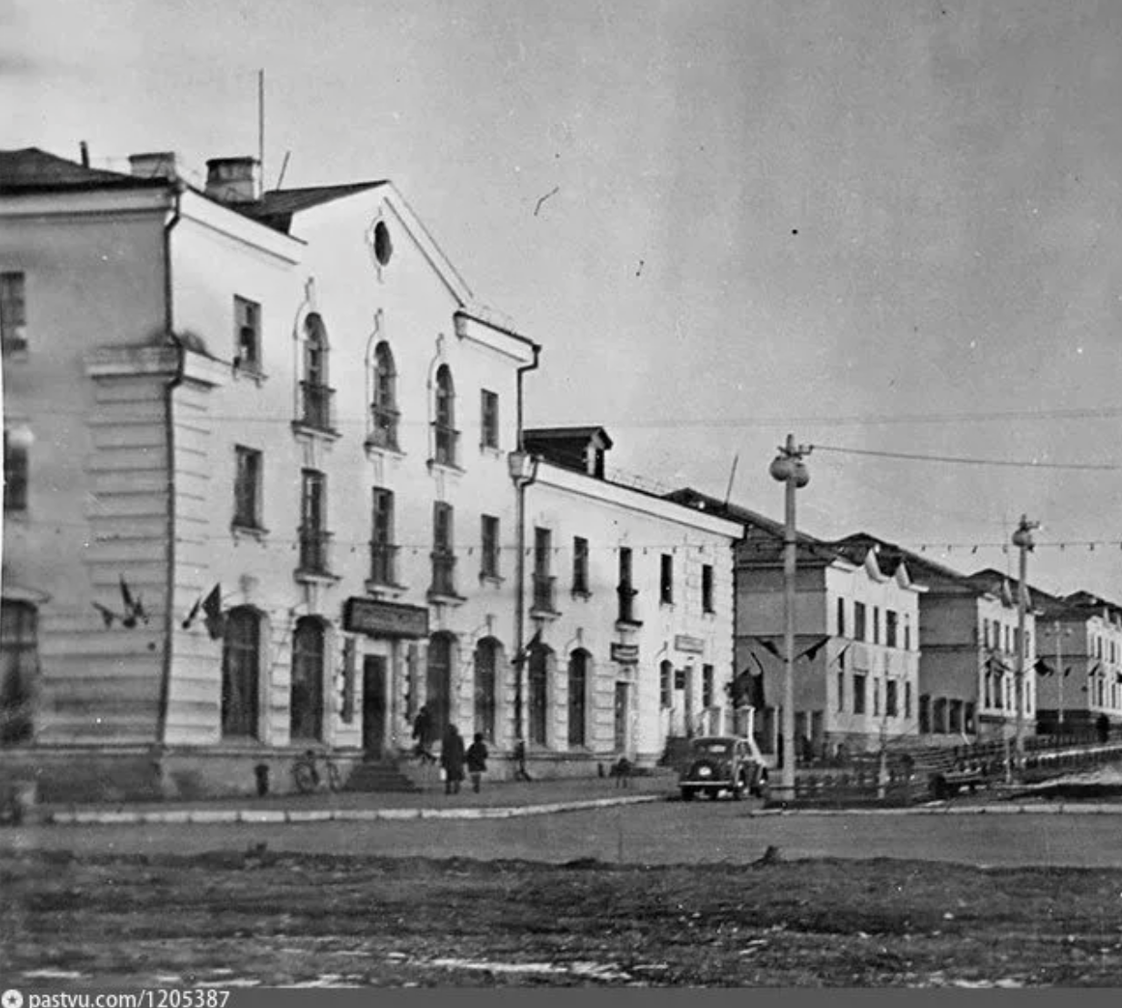 Reference image 1
