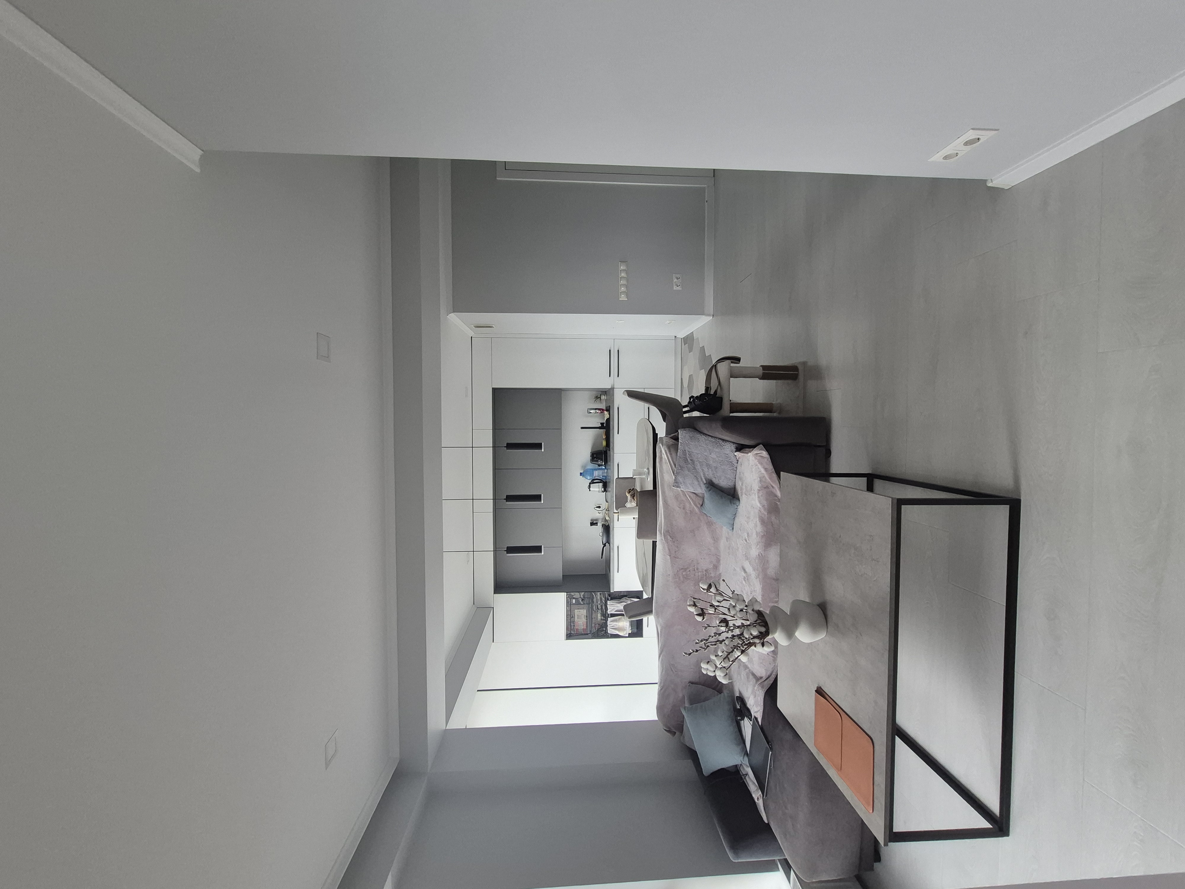 Reference image 1