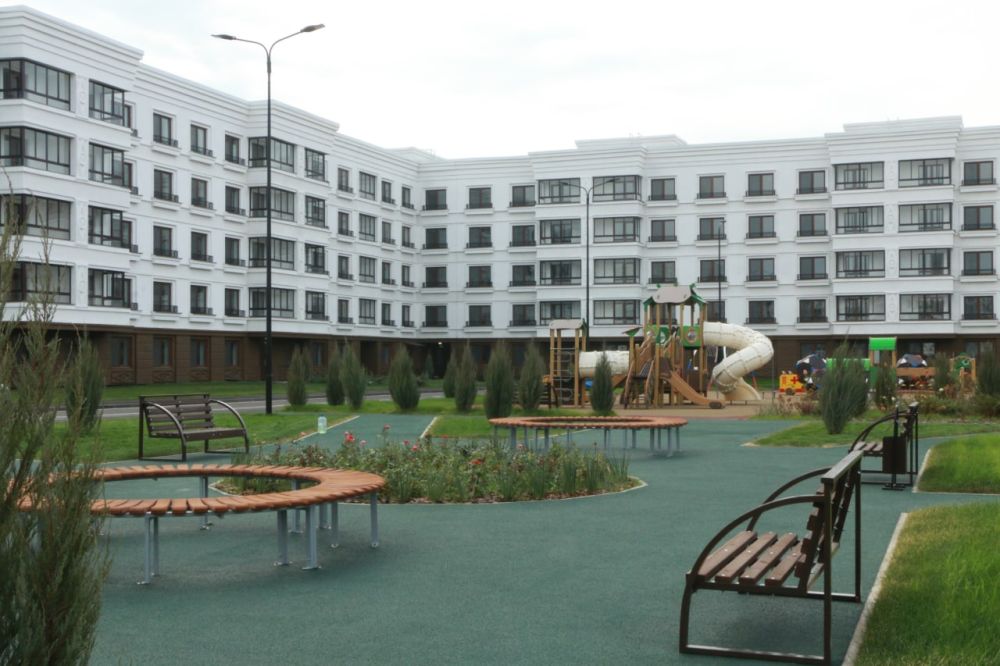 Pipeline node image upload