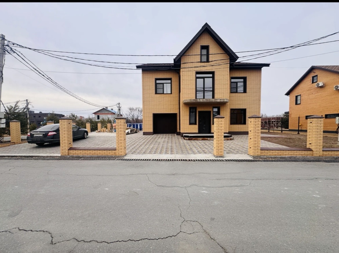 Reference image 1